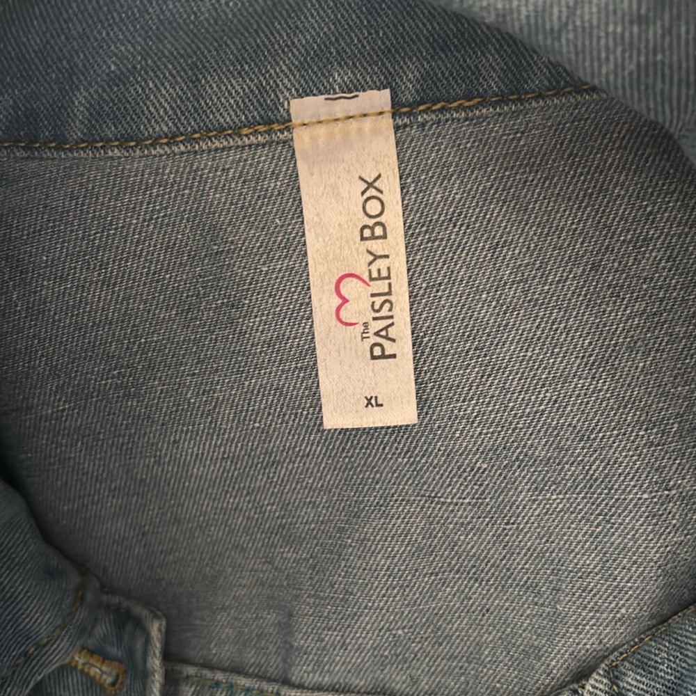 Wife of the party, Jean jacket size extra large - Picture 4 of 4
